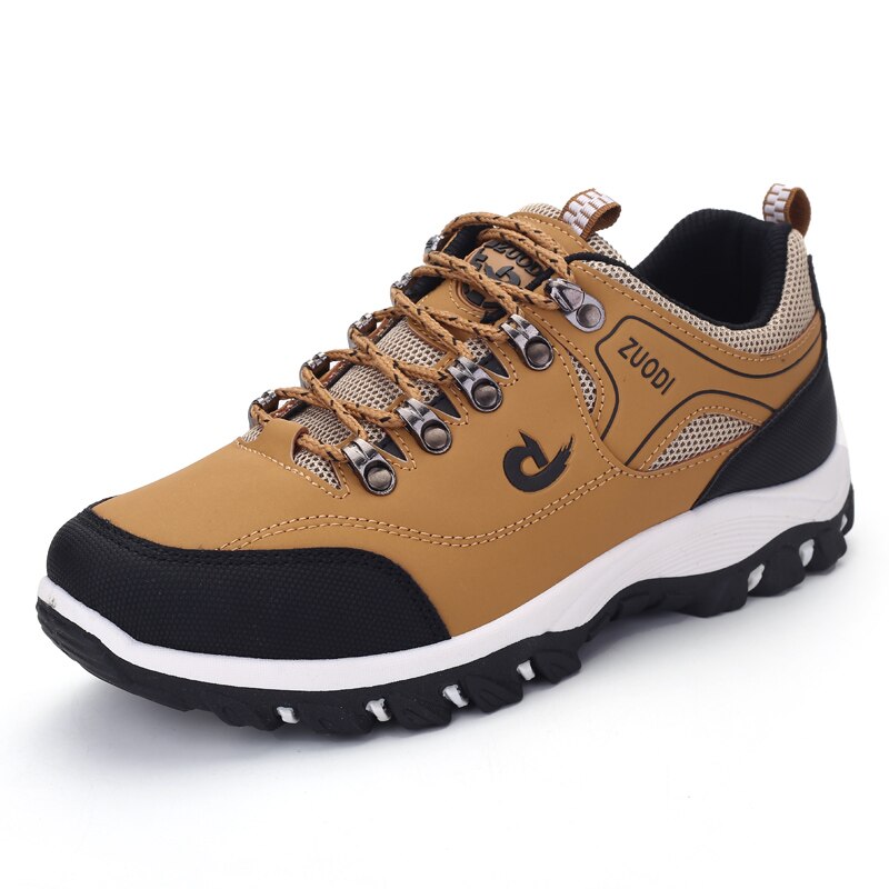 Men  Breathable Ultralight Leather Sneakers