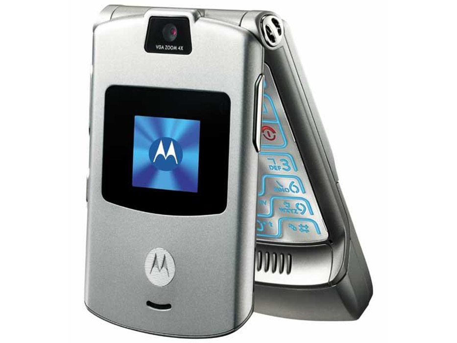 Motorola RAZR V3 Refurbished-Original Unlocked 2.2 inches GSM 850 / 900 / 1800 / 1900 mini USB Mini-SIM high quality